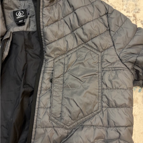 Volcom puffer jacket gray - Picture 9 of 10